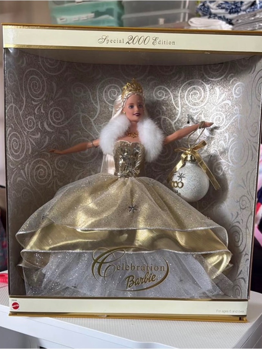 Barbie Holiday Celebration Special Edition 2000, NIB